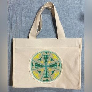 Vieve Tote Bag Beige with Teal Yellow Tan Aztec Design Inside Pocket New